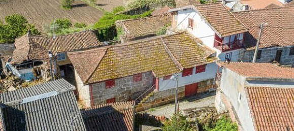 4 bedrooms House in Ervededo, Portugal No. 181192 15