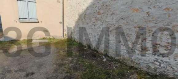 1 bedroom Apartment in Provins, France No. 192093 15