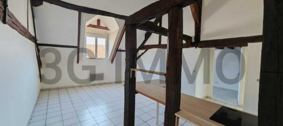 1 bedroom Apartment in Provins, France No. 192093 8