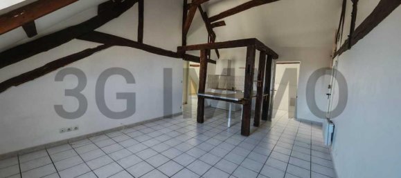 1 bedroom Apartment in Provins, France No. 192093 7