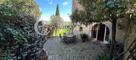 3 bedrooms Apartment in Cetona, Italy No. 172593 2