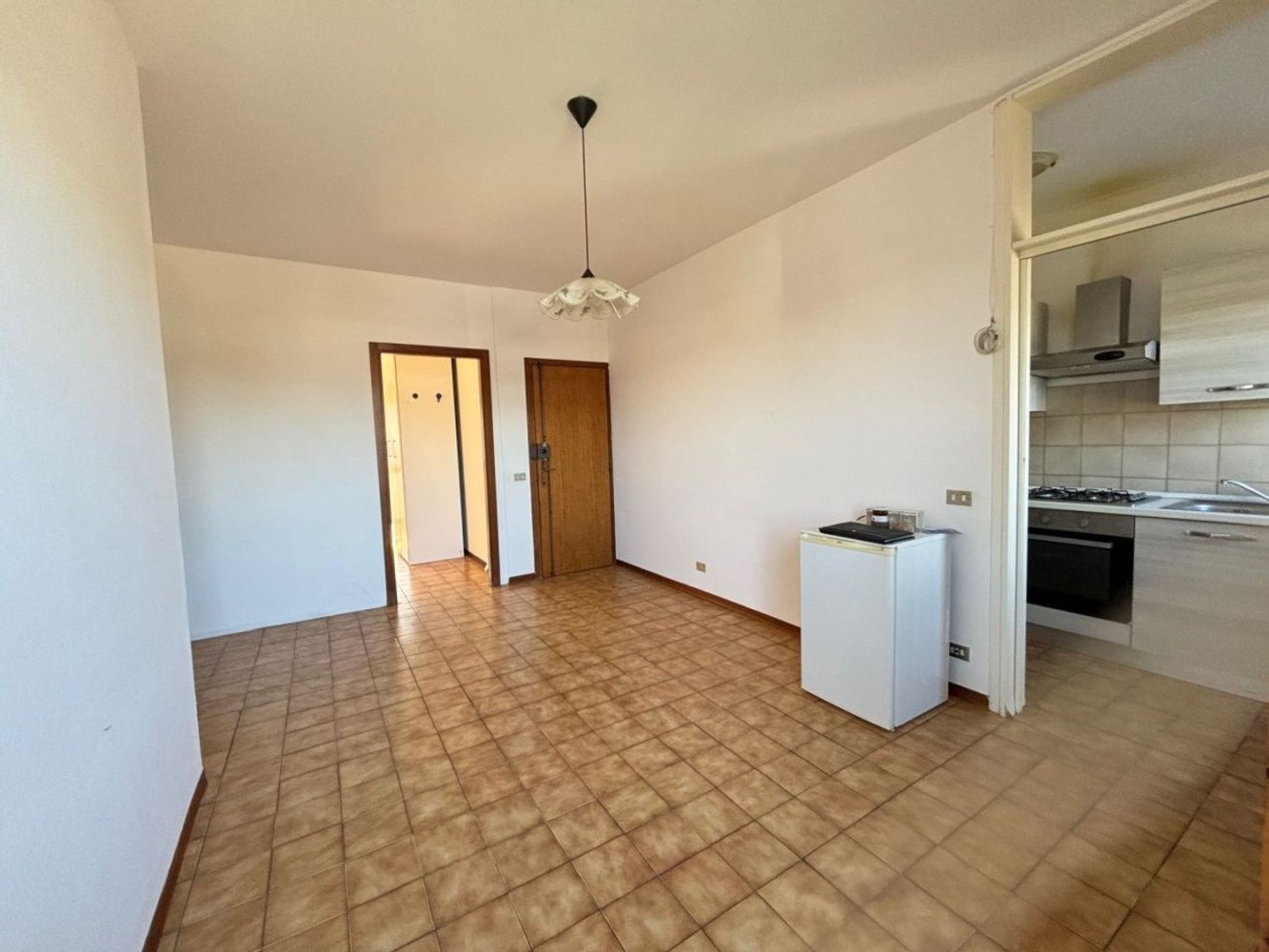 4 rooms Apartment in Vinci, Italy No. 85024