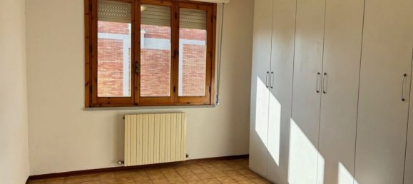4 rooms Apartment in Vinci, Italy No. 85024 11