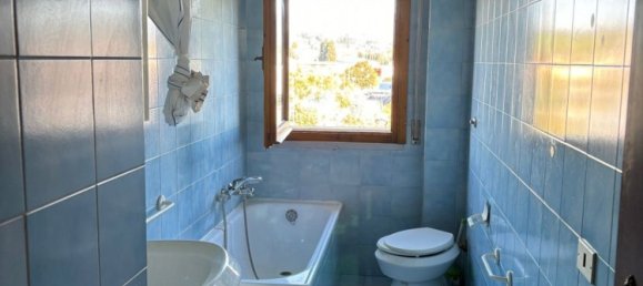 4 rooms Apartment in Vinci, Italy No. 85024 6