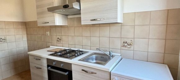 4 rooms Apartment in Vinci, Italy No. 85024 10