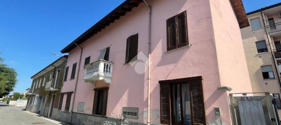 2 Schlafzimmer Wohnung in Arconate, Italy, Nr. 327546 16