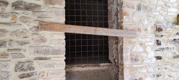 3 bedrooms House in Scheggino, Italy No. 376465 4