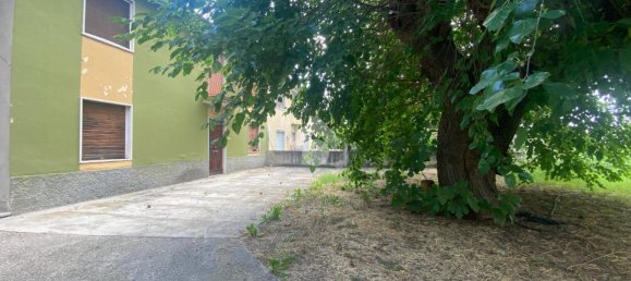 5-Zimmer Villa in Buttapietra, Italy, Nr. 143379 2