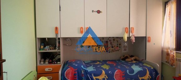 3 bedrooms House in Alviano, Italy No. 352102 18