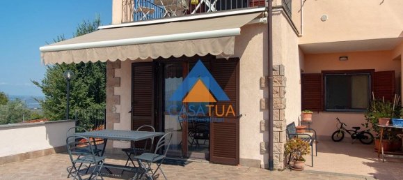 3 bedrooms House in Alviano, Italy No. 352102 2