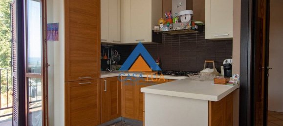 3 bedrooms House in Alviano, Italy No. 352102 13