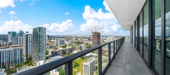 4 dormitorios propiedad comercial en venta en Miami, Miami-Dade, Florida, USA № 614315 15