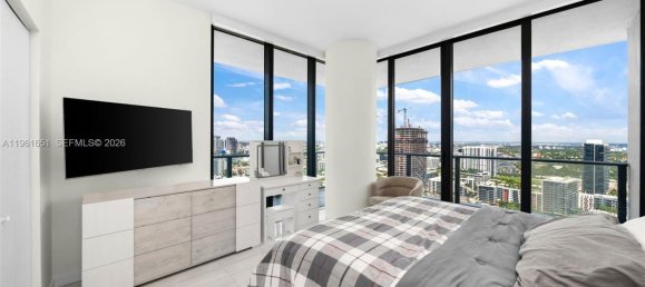 4 dormitorios propiedad comercial en venta en Miami, Miami-Dade, Florida, USA № 614315 11