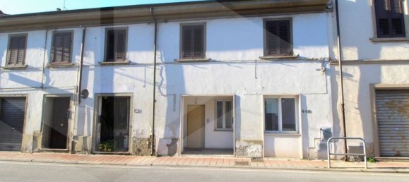 4-Zimmer Wohnung in Pontedera, Italy, Nr. 23065 19