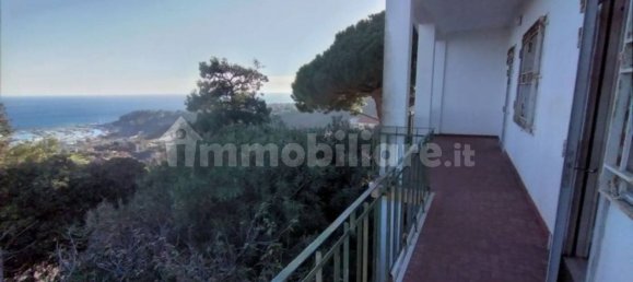 Villa de 5 habitaciónes en Varazze, Italy No. 99584 11