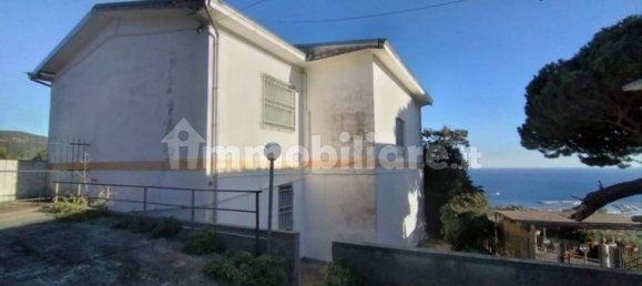 Villa de 5 habitaciónes en Varazze, Italy No. 99584 4