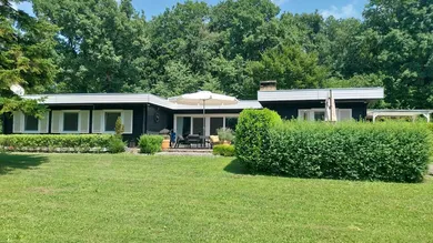 Bungalow de 4 dormitorios en Eisenstadt Umgebung, Austria No. 143247