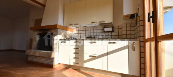 3 bedrooms Apartment in Montemarciano, Italy No. 105488 3