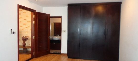 2 Schlafzimmer Wohnung in Tay Ho, Vietnam, Nr. 7078 8