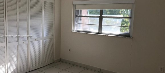 2 chambres propriété commerciale à louer à Miami, Miami-Dade, Florida, USA № 615140 10