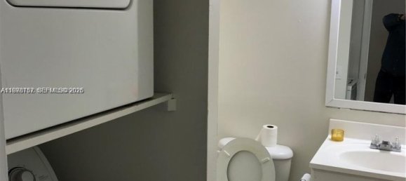 2 chambres propriété commerciale à louer à Miami, Miami-Dade, Florida, USA № 615140 7