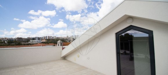 5 bedrooms House in Odivelas, Portugal No. 44101 40