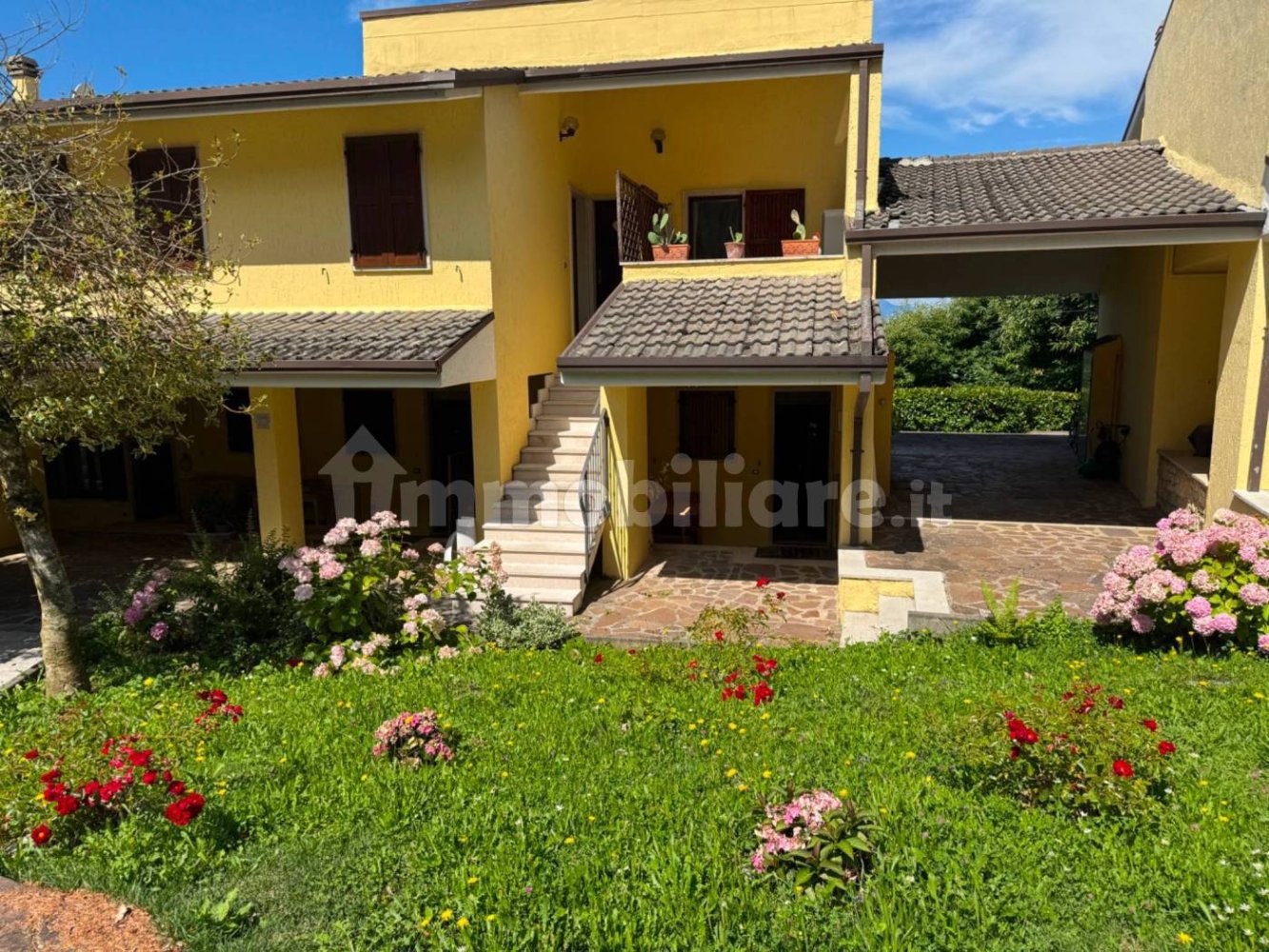 1 bedroom Apartment in San Zeno di Montagna, Italy No. 297755