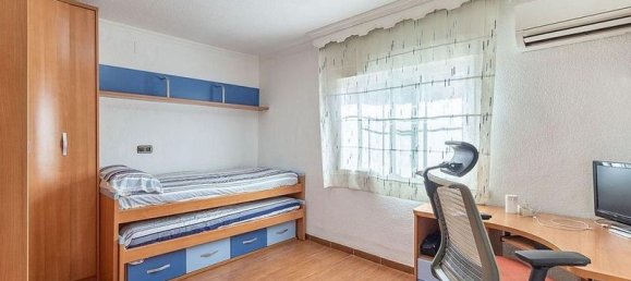 Casa de 3 dormitorios en Granada, Spain No. 180158 24