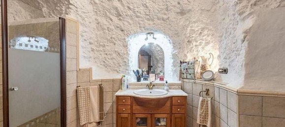 Casa de 3 dormitorios en Granada, Spain No. 180158 36