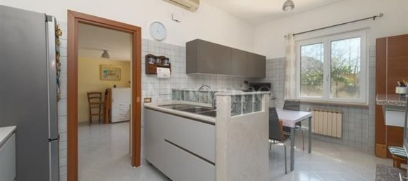 Casa de 4 habitaciónes en Rome, Italy No. 111597 8