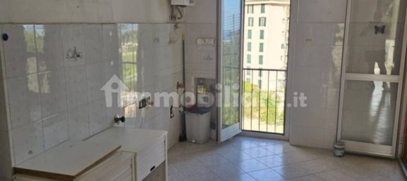 2 bedrooms Apartment in Genoa, Italy No. 352358 3