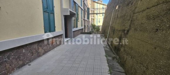 2 bedrooms Apartment in Genoa, Italy No. 352358 18