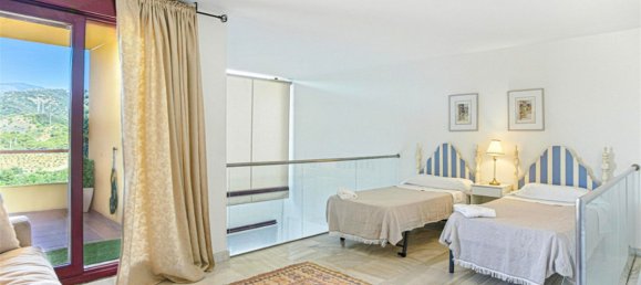 3 bedrooms Apartment in Benahavis, Spain No. 133800 12