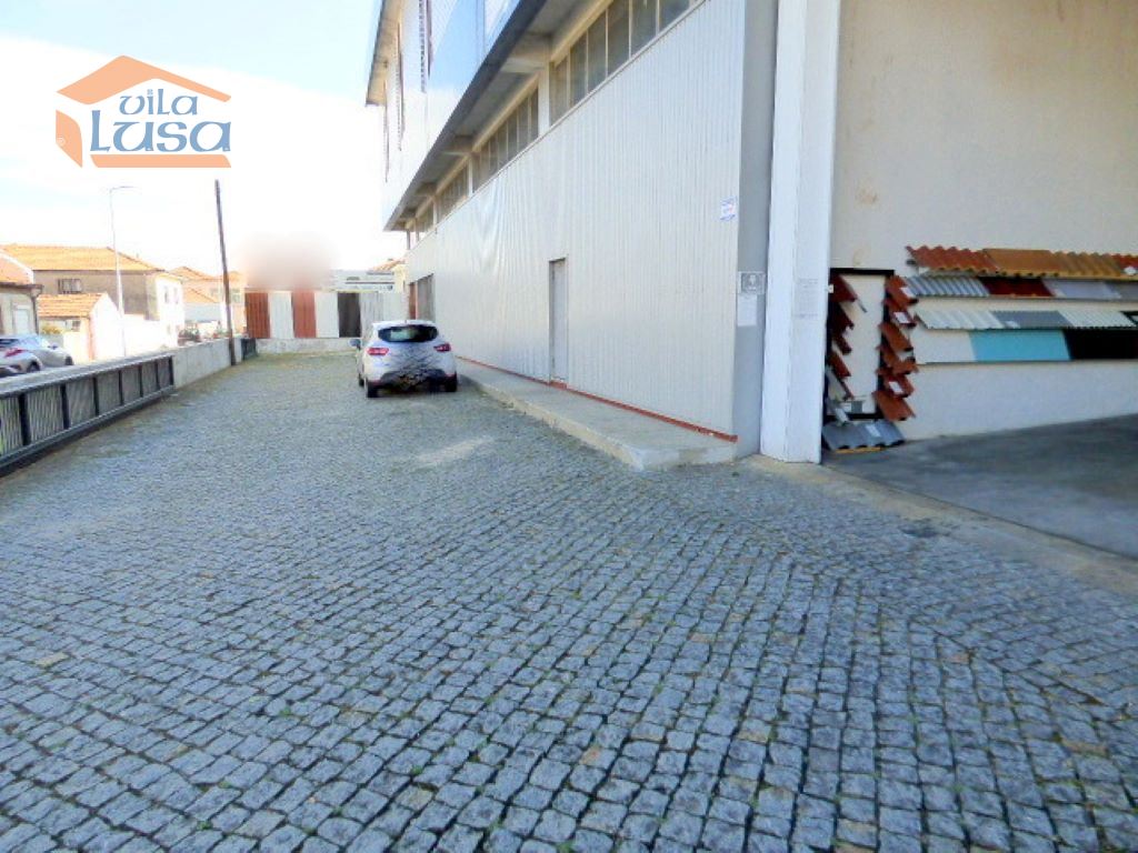 Lagerhaus in Vila Nova de Gaia, Portugal 8000m², Nr. 87162