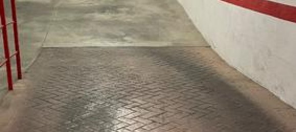 4 bedrooms Apartment in Andalusia, Spain No. 186703 2