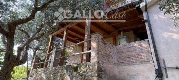 3 bedrooms Villa in Castrolibero, Italy No. 168854 5