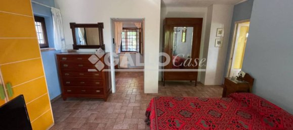 3 bedrooms Villa in Castrolibero, Italy No. 168854 21