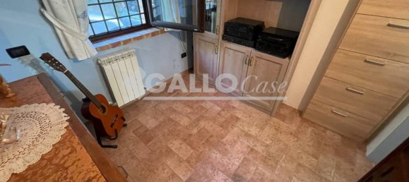 3 bedrooms Villa in Castrolibero, Italy No. 168854 23