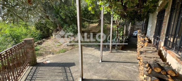 3 bedrooms Villa in Castrolibero, Italy No. 168854 8