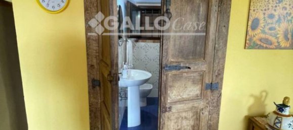 3 bedrooms Villa in Castrolibero, Italy No. 168854 15