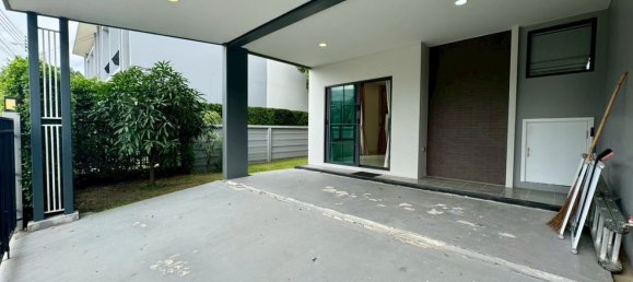 Moradia em banda T3 em Bang Kaeo, Thailand N.º 77931 5