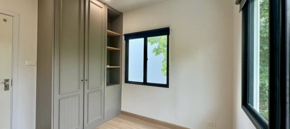 Moradia em banda T3 em Bang Kaeo, Thailand N.º 77931 14