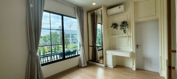 Moradia em banda T3 em Bang Kaeo, Thailand N.º 77931 24