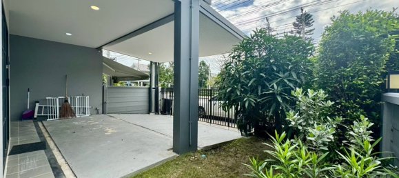 Moradia em banda T3 em Bang Kaeo, Thailand N.º 77931 8