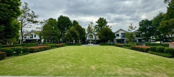 Moradia em banda T3 em Bang Kaeo, Thailand N.º 77931 2