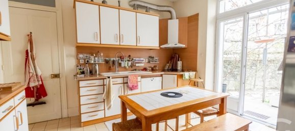 6 bedrooms House in Grenoble, France No. 206690 18