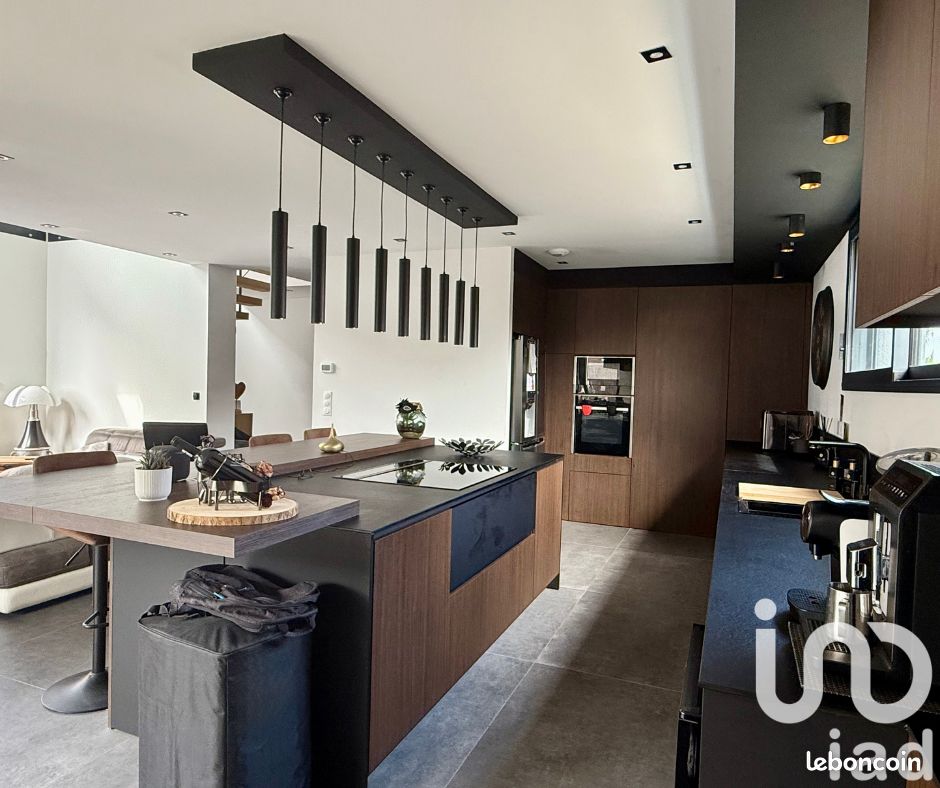 4 Schlafzimmer Haus in Nord, France, Nr. 277361