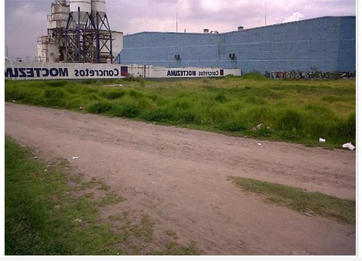  Land in Lerma, Mexico No. 205025