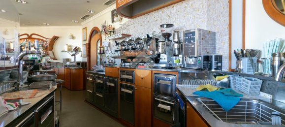 7 rooms Commercial property in Forlì, Italy No. 257646 8