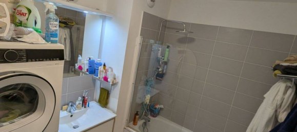 Apartamento de 3 dormitorios en Trappes, France No. 331753 4
